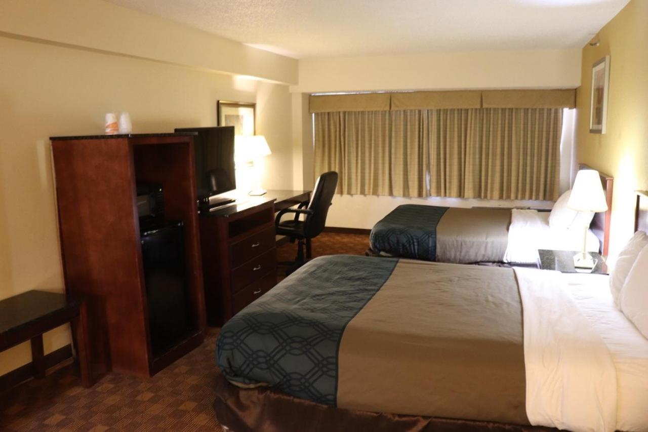 Rodeway Inn Sandston Exterior foto